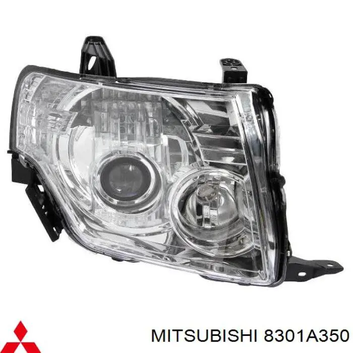 8301C152 Mitsubishi faro derecho
