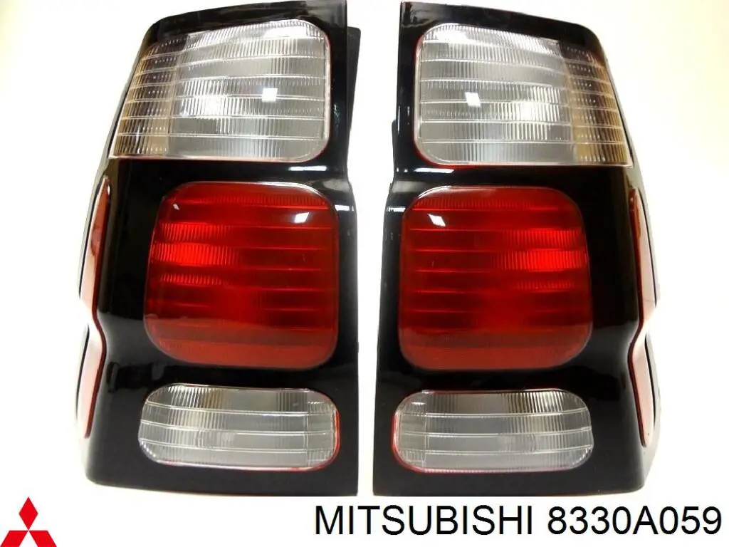 Comprar 8330A059 Mitsubishi Piloto trasero izquierdo