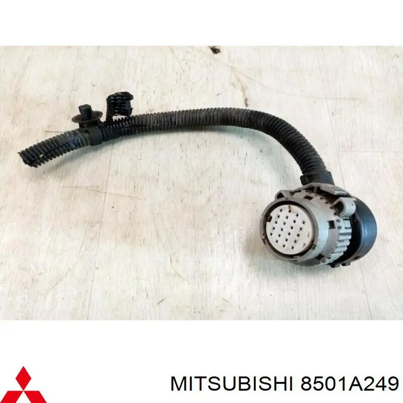 8501A249 Mitsubishi caja de fusibles