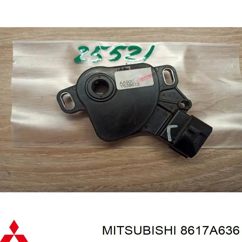 Sensor de posición del selector de la transmisión automática Mitsubishi 8617A636 precio, desde 102,08 EUR
