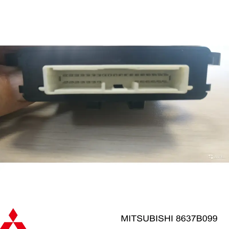 8637B099 Mitsubishi