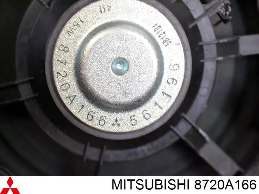 8720A166 Mitsubishi Altavoz de la puerta delantera