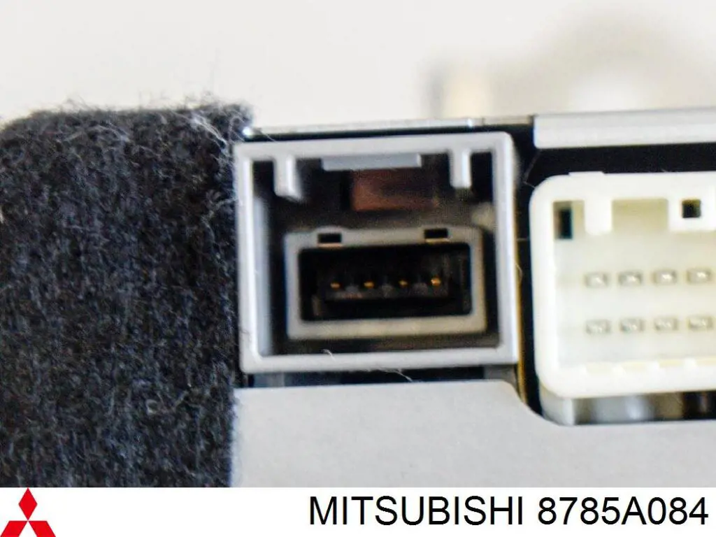 8785A026 Mitsubishi unidad de control bluetooth