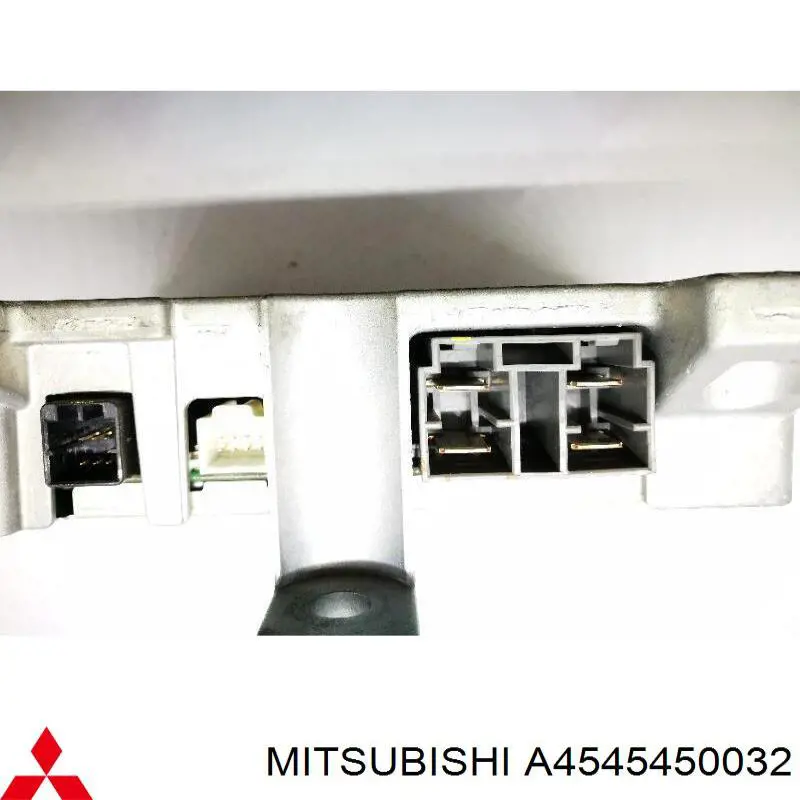  Mercedes A4545450032