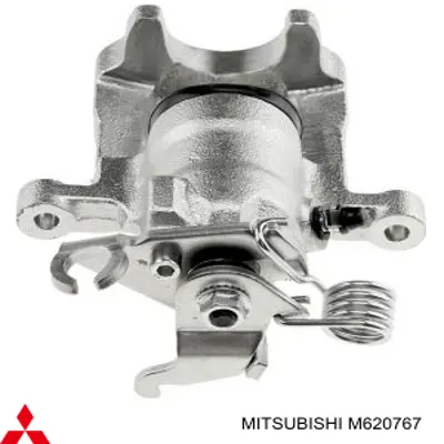 M620767 Mitsubishi pinza de freno trasero derecho