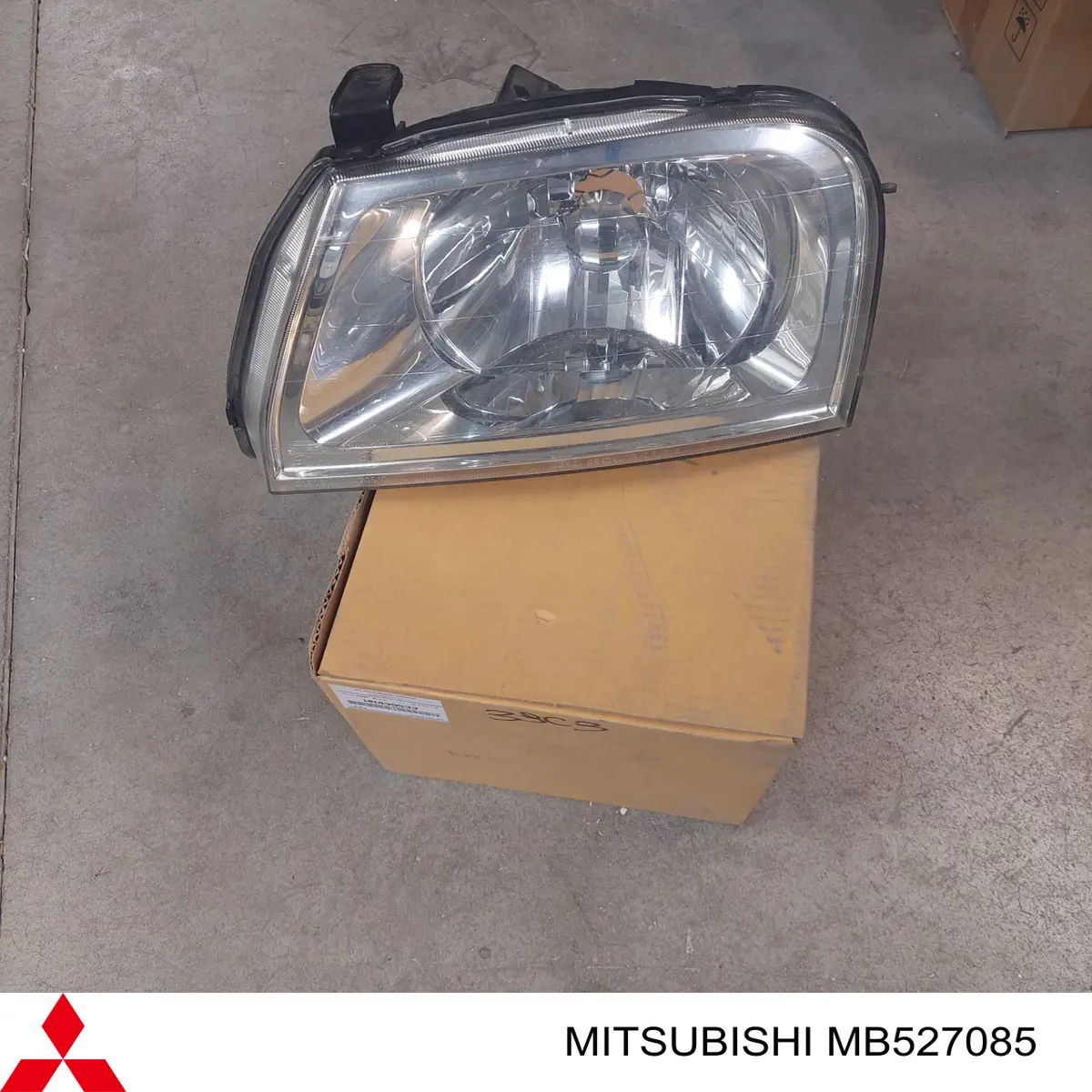 Luz de gálibo izquierda para Mitsubishi L 200 (K4T)