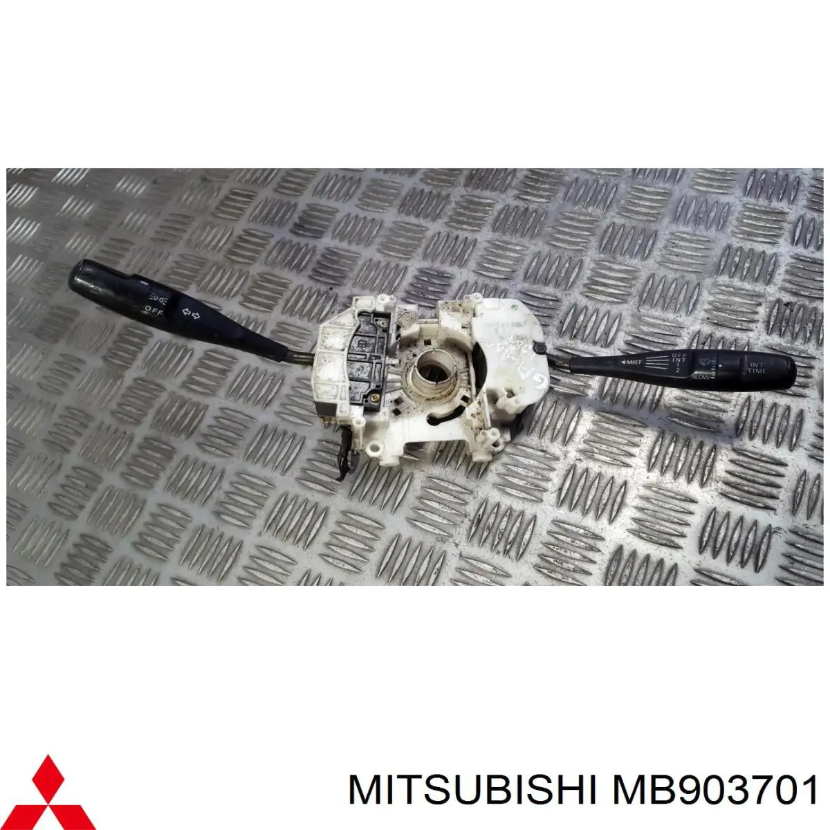 MB903701 Mitsubishi