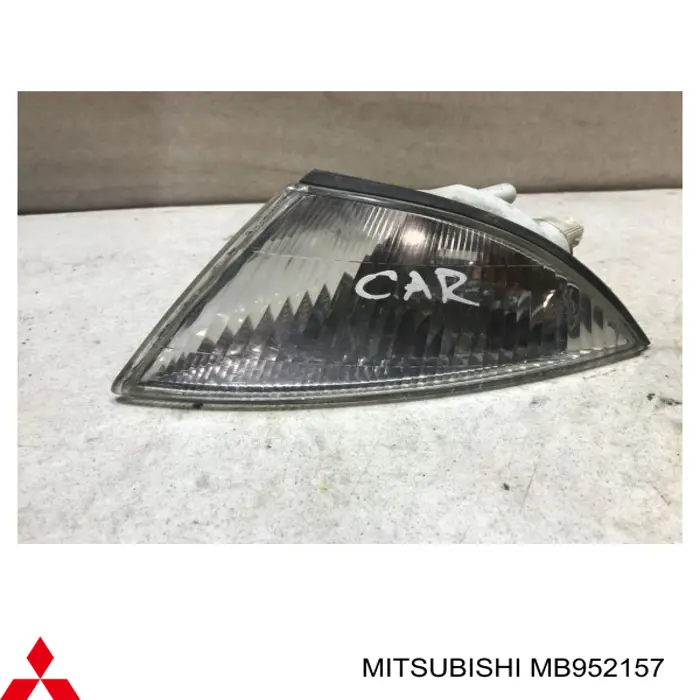 Comprar MB952157 Mitsubishi Intermitente izquierdo