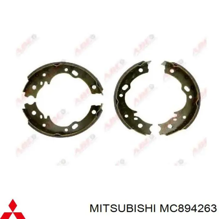 MC894263 Mitsubishi zapatas de freno de mano