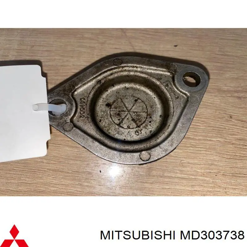 MD303738 Mitsubishi