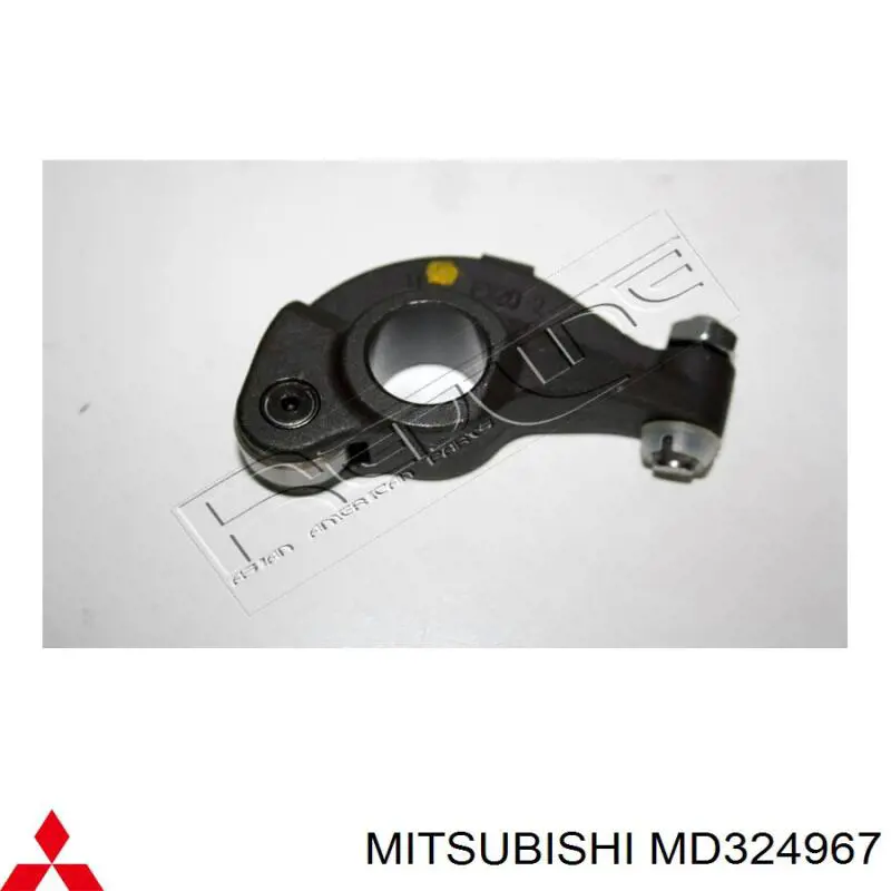 MD324967 Mitsubishi palanca oscilante, distribución del motor, lado de escape