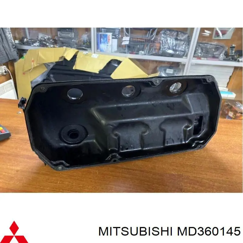 Tapa de válvula derecha Mitsubishi MD360145 precio, desde 252,70 EUR