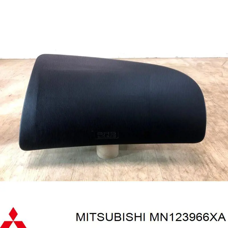 Bolsa de aire para pasajero Mitsubishi MN123966XA precio, desde 396,40 EUR