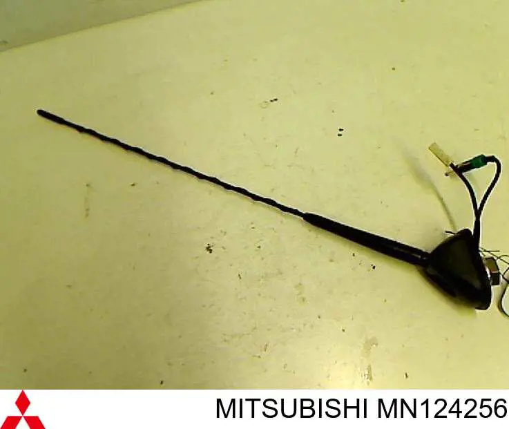Vástago de antena Mitsubishi MN124256 precio, desde 34,05 EUR