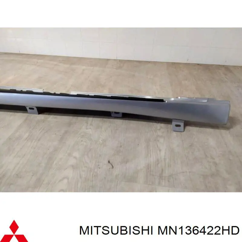 Comprar MN136422HD Mitsubishi Cubierta de estribo