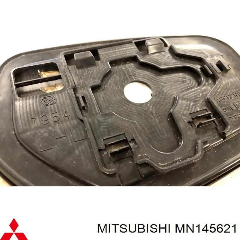 MN145621 Mitsubishi