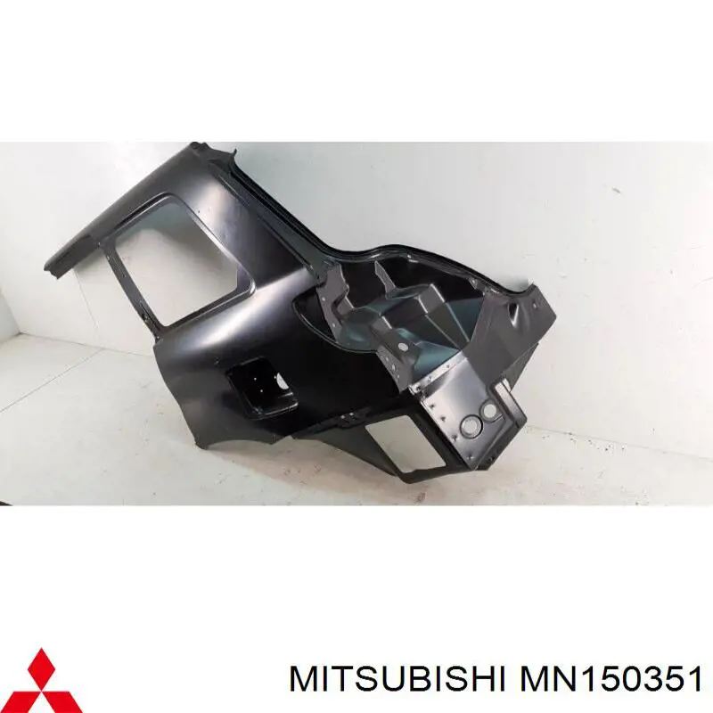 MN150351 Mitsubishi guardabarros trasero izquierdo