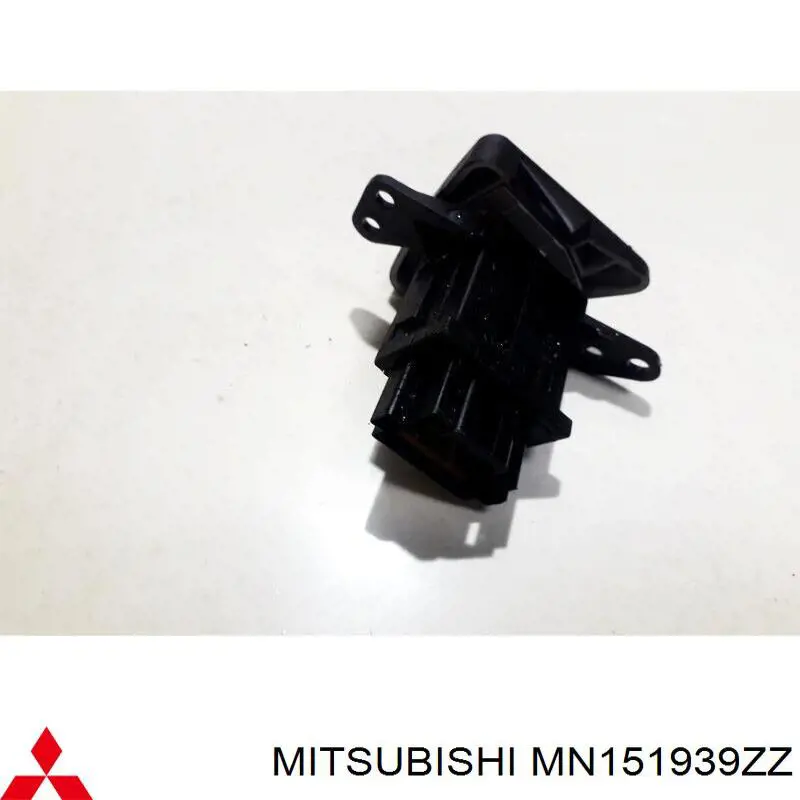 MN151939ZZ Mitsubishi