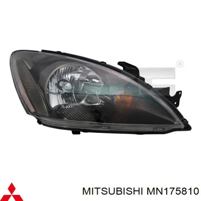 MN175810 Mitsubishi faro derecho