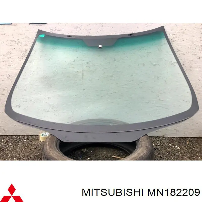 Parabrisas delantero Mitsubishi Grandis NAW