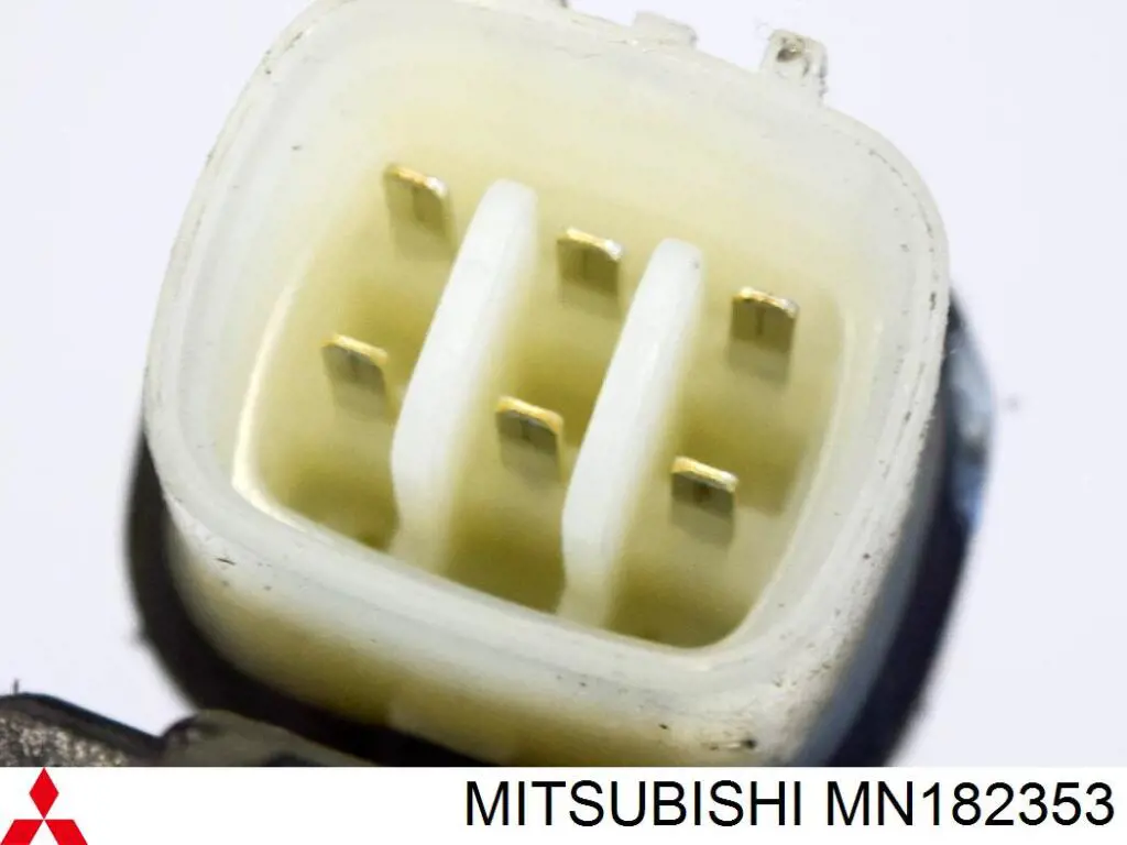 MN182353 Mitsubishi motor eléctrico, elevalunas, puerta trasera derecha