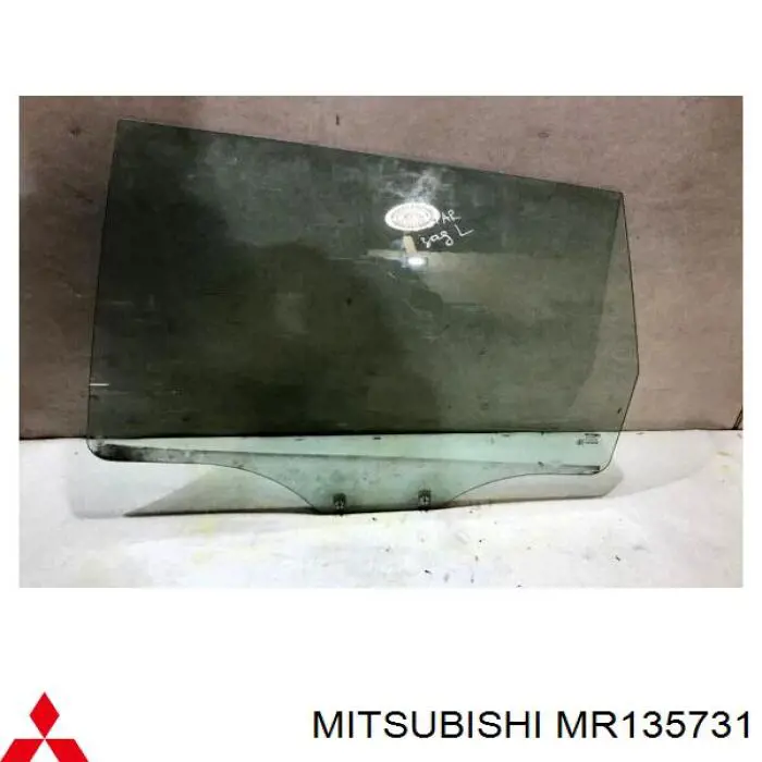 MR135731 Mitsubishi luna de puerta trasera izquierda