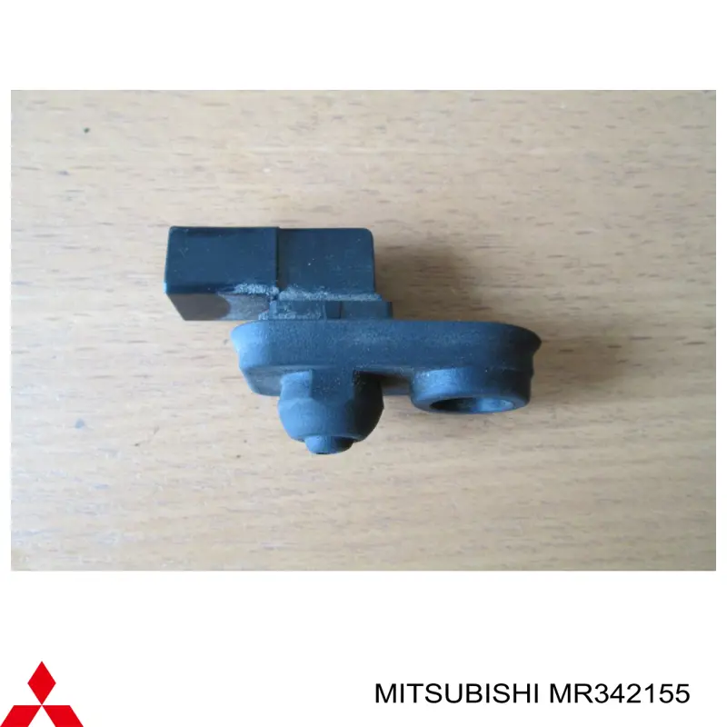Interruptor de puerta Mitsubishi MR342155 precio, desde 16,06 EUR