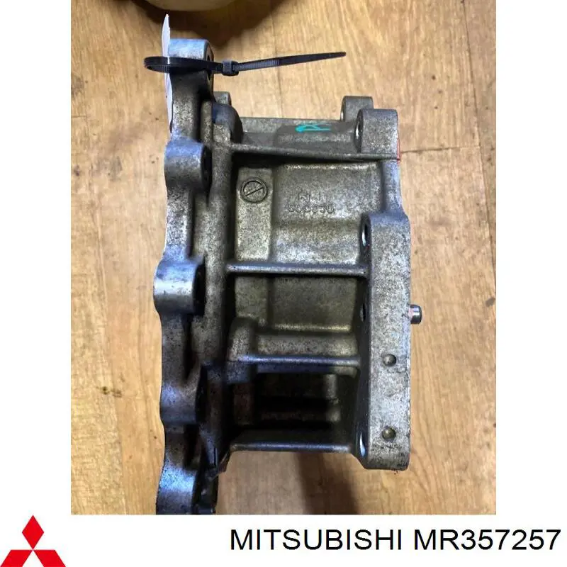 MR357257 Mitsubishi