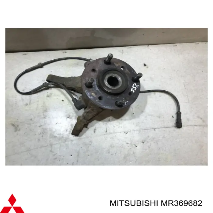 Comprar MR369682 Mitsubishi Mangueta delantera derecha