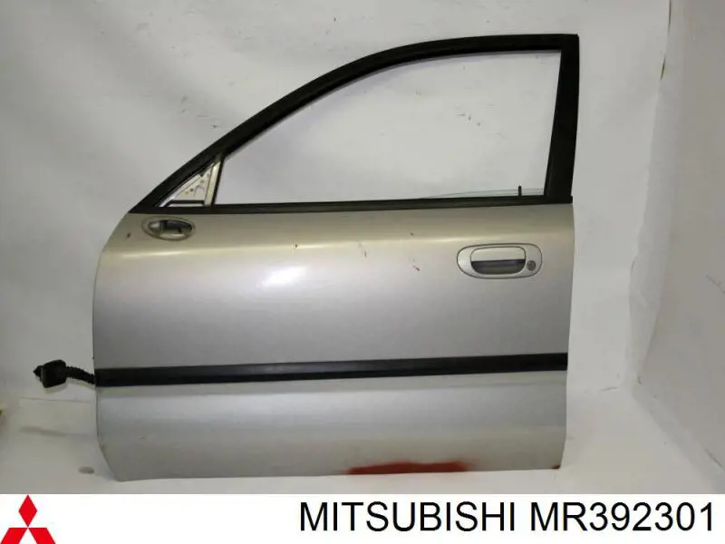 MR508445 Mitsubishi puerta delantera izquierda