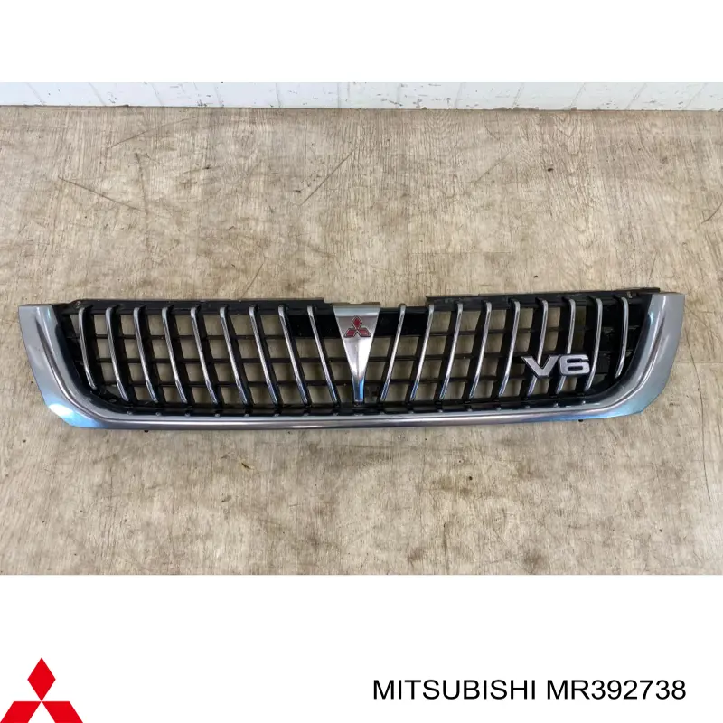 MR392738 Mitsubishi rejilla de radiador