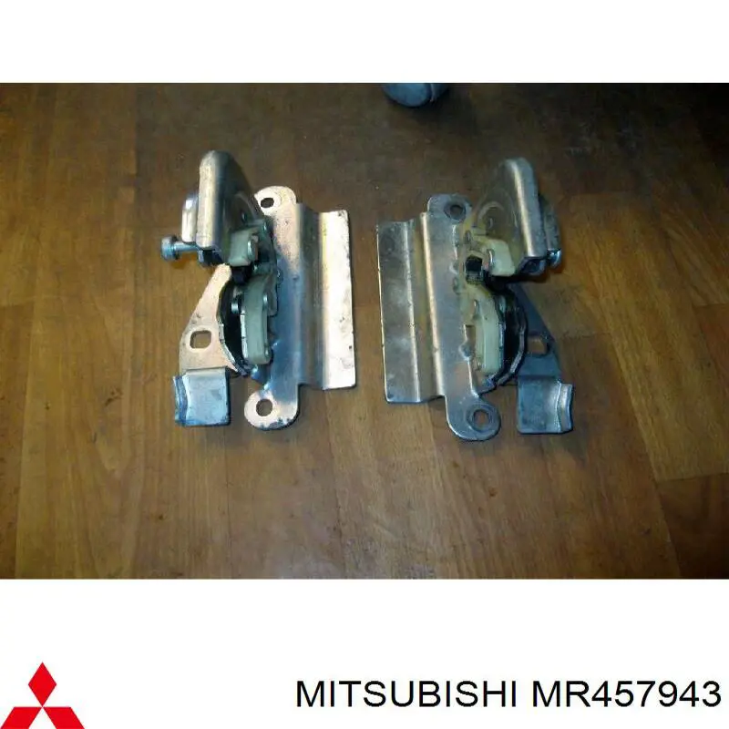 MR457943 Mitsubishi