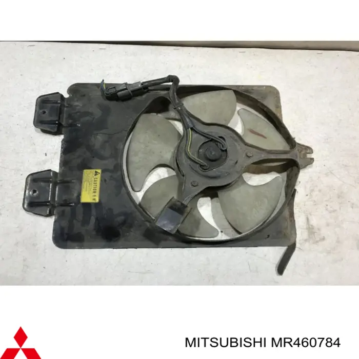 MR460784 Mitsubishi difusor de radiador, aire acondicionado, completo con motor y rodete