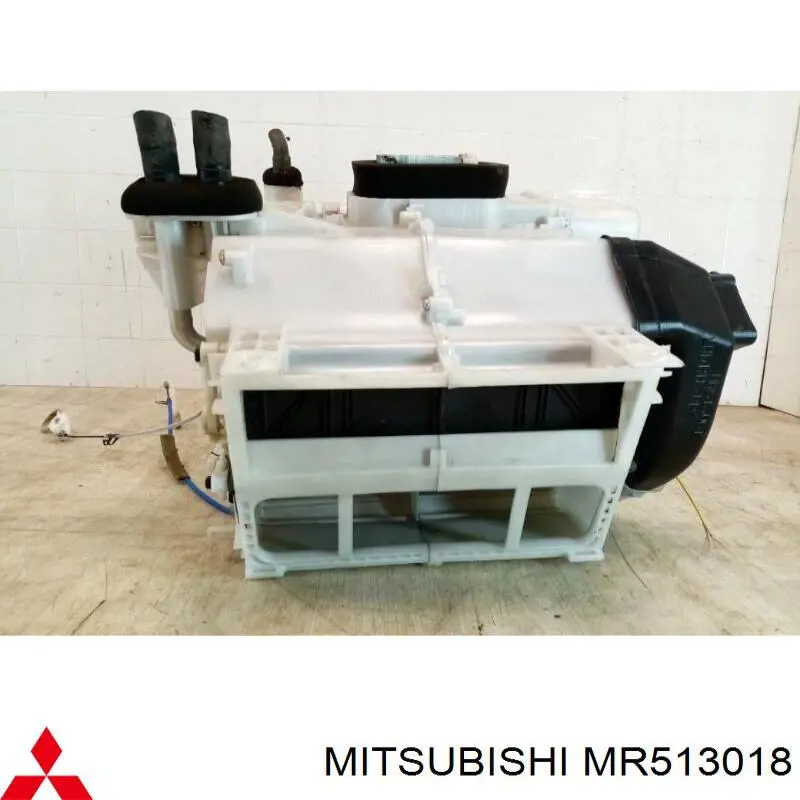 Conjunto Carcasa De Ventilador De La Estufa (Calentador Interno) para Mitsubishi Lancer (CSA)
