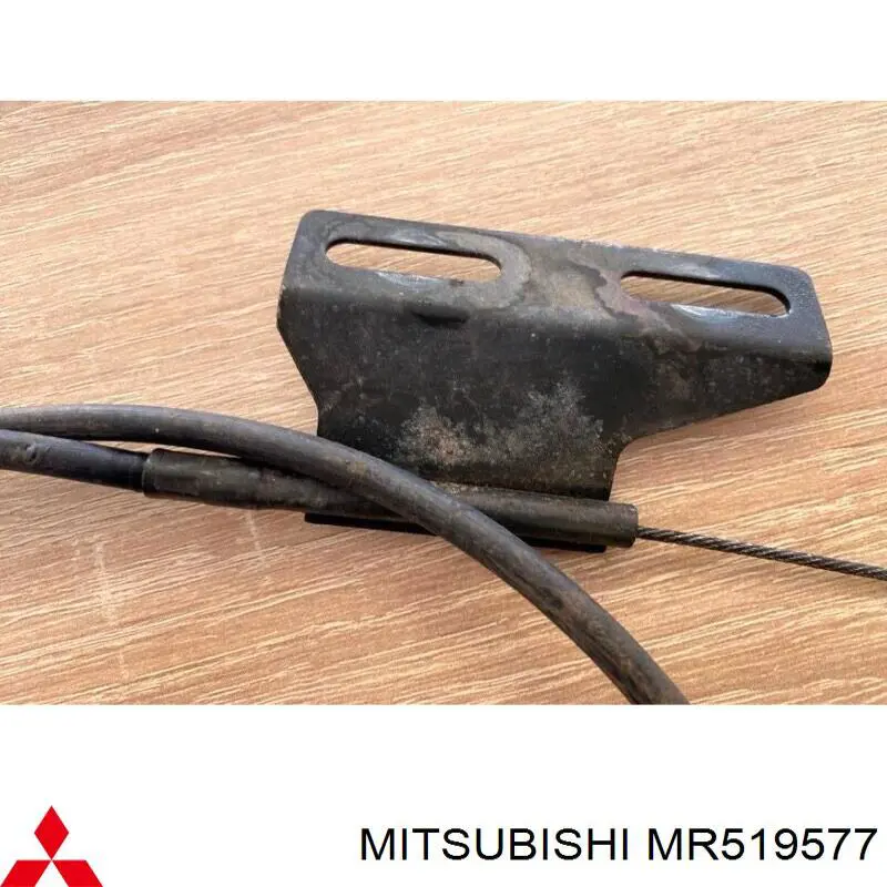 Comprar MR519577 Mitsubishi Cable del acelerador