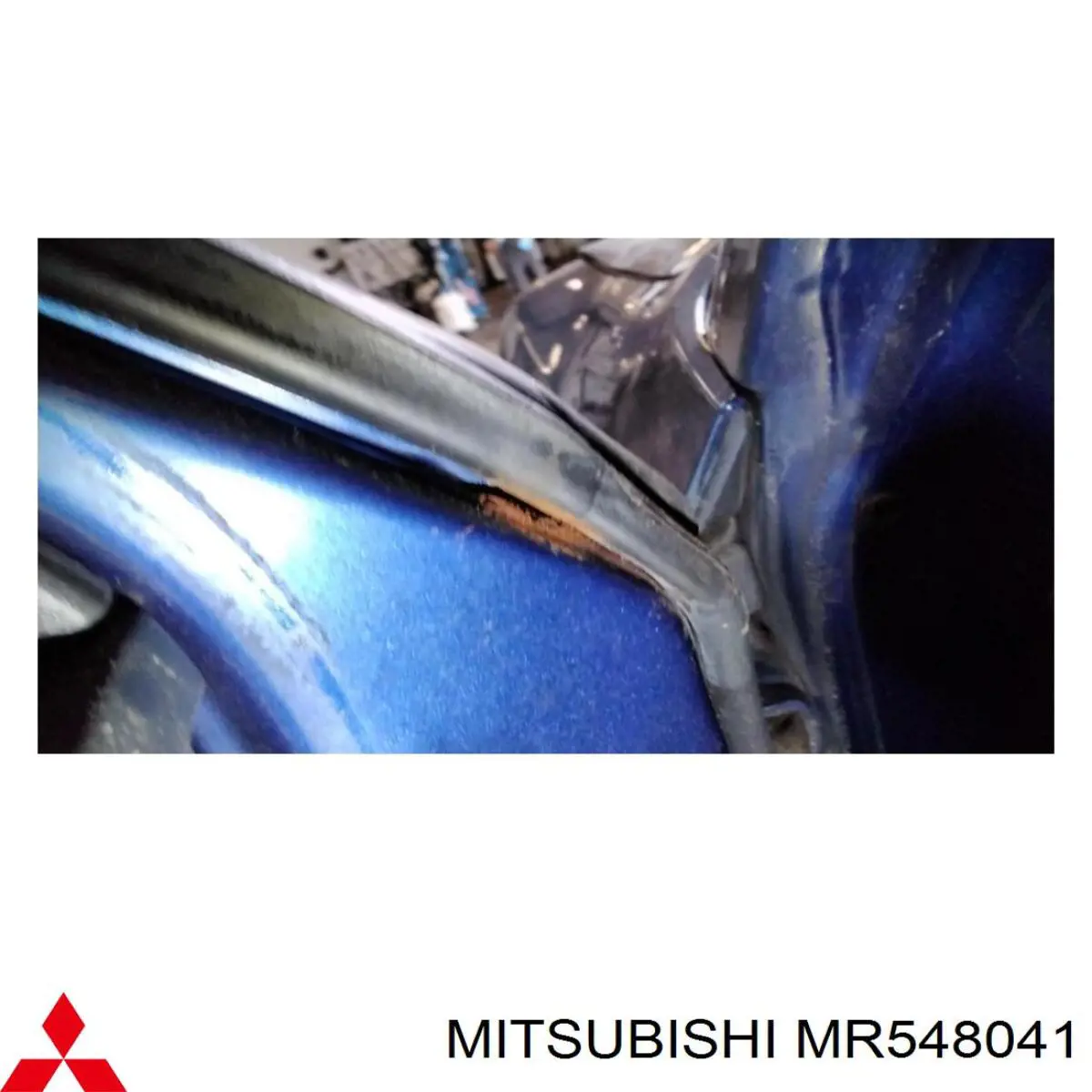 MN117117 Mitsubishi piloto posterior izquierdo