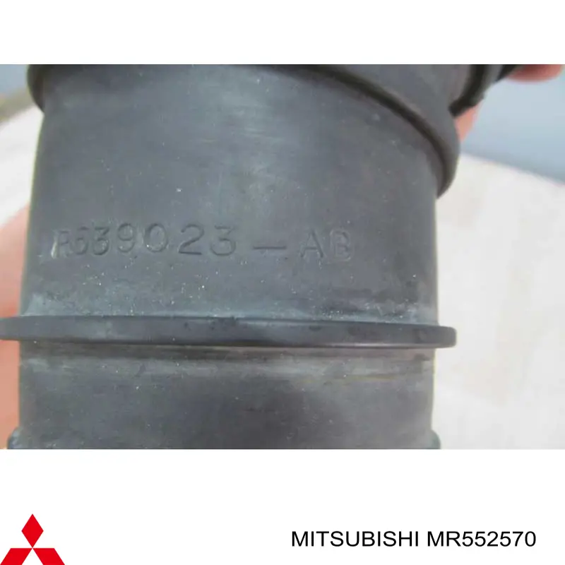 Resonador del filtro de aire Mitsubishi MR552570 precio, desde 21,73 EUR