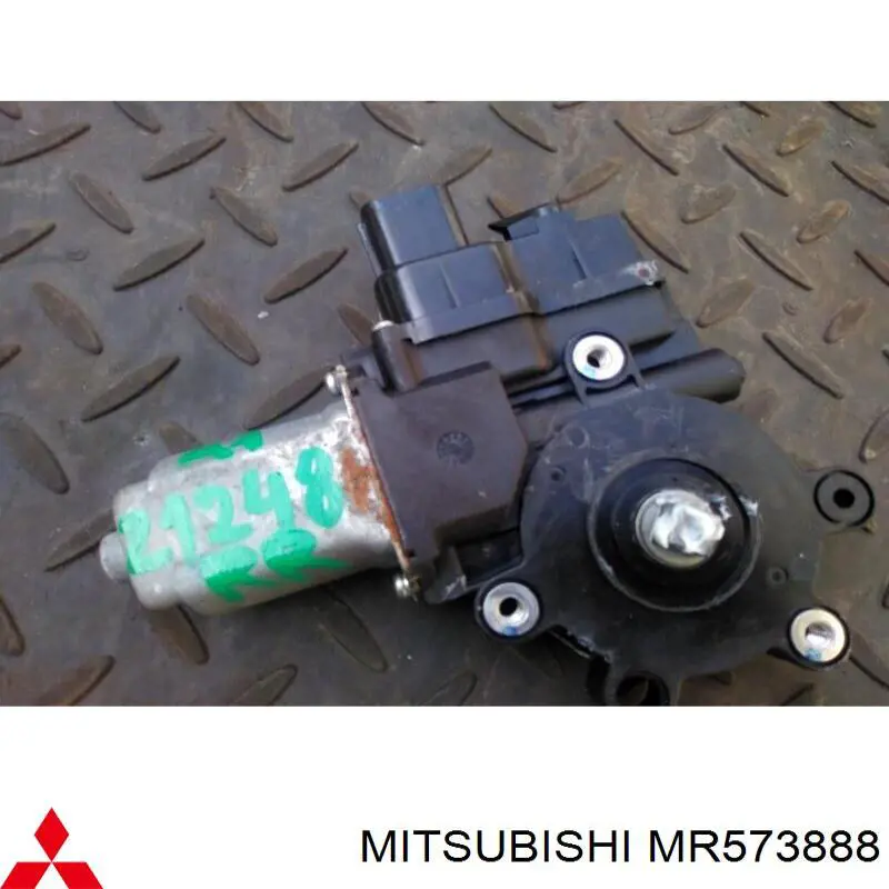 MR573888 Mitsubishi motor eléctrico, elevalunas, puerta trasera derecha