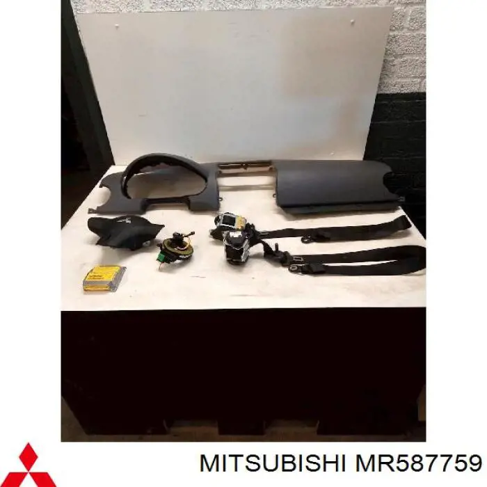 MR587759 Mitsubishi procesador del modulo de control de airbag