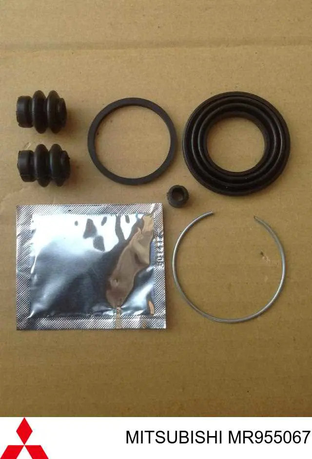 Kit de reparación, pinza de freno trasero Mitsubishi MR955067 precio, desde 6,33 EUR