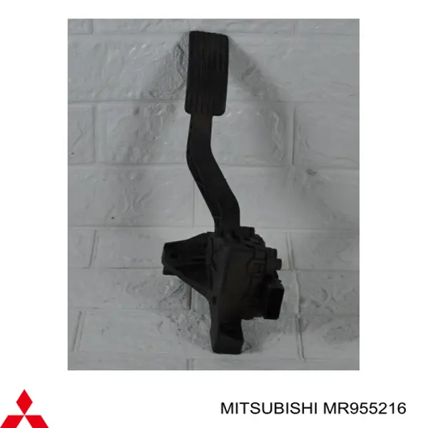 MR955216 Mitsubishi pedal de acelerador