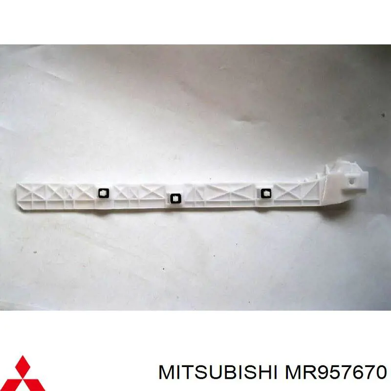 Soporte de parachoques trasero exterior derecho para Mitsubishi Grandis (NAW)