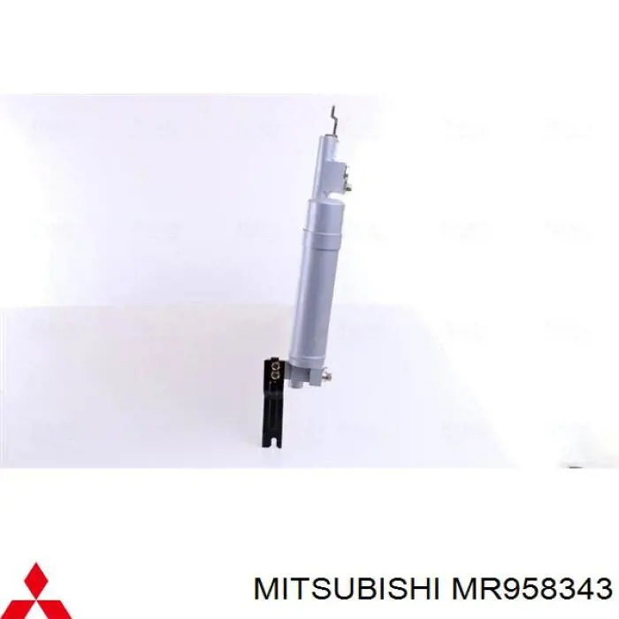 MR958343 Mitsubishi Radiador de aire acondicionado