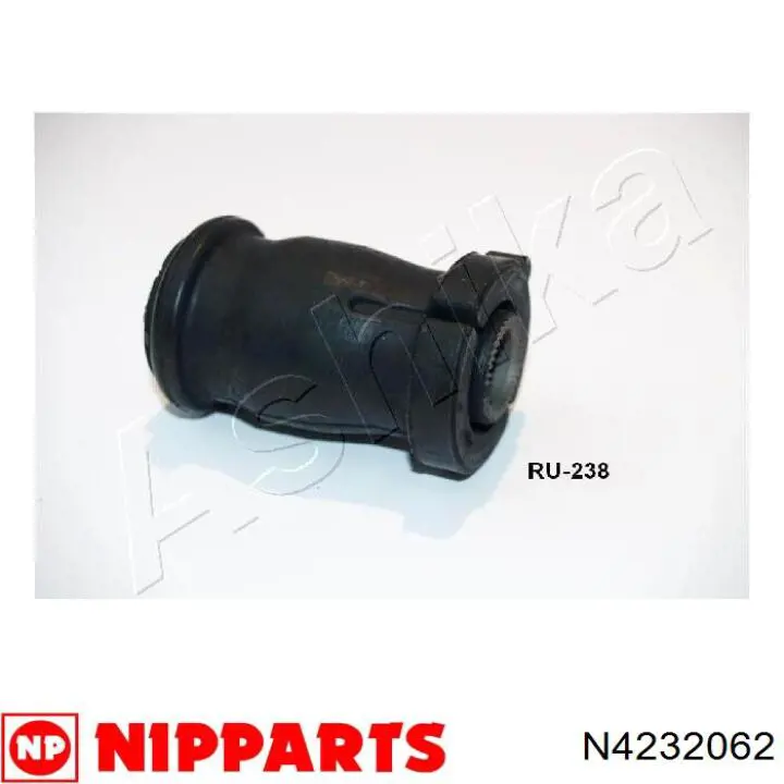 N4232062 Nipparts silentblock de suspensión delantero inferior