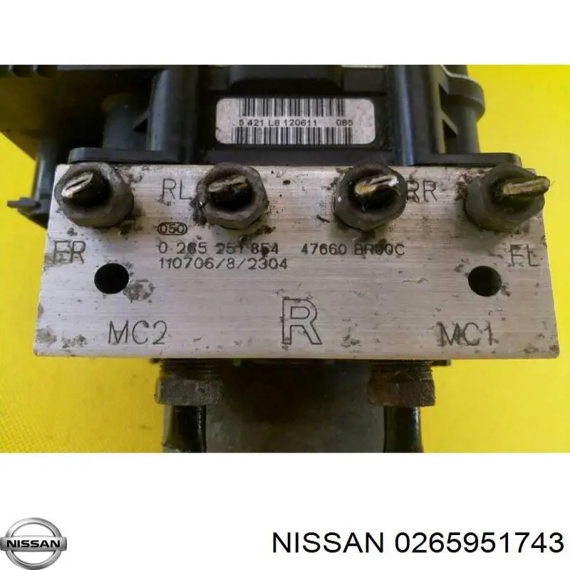 0265951743 Nissan