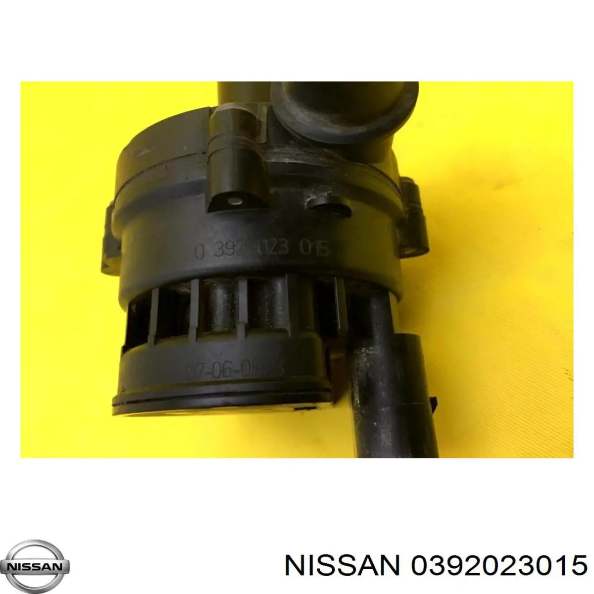 392023015 Nissan bomba de agua, adicional eléctrico