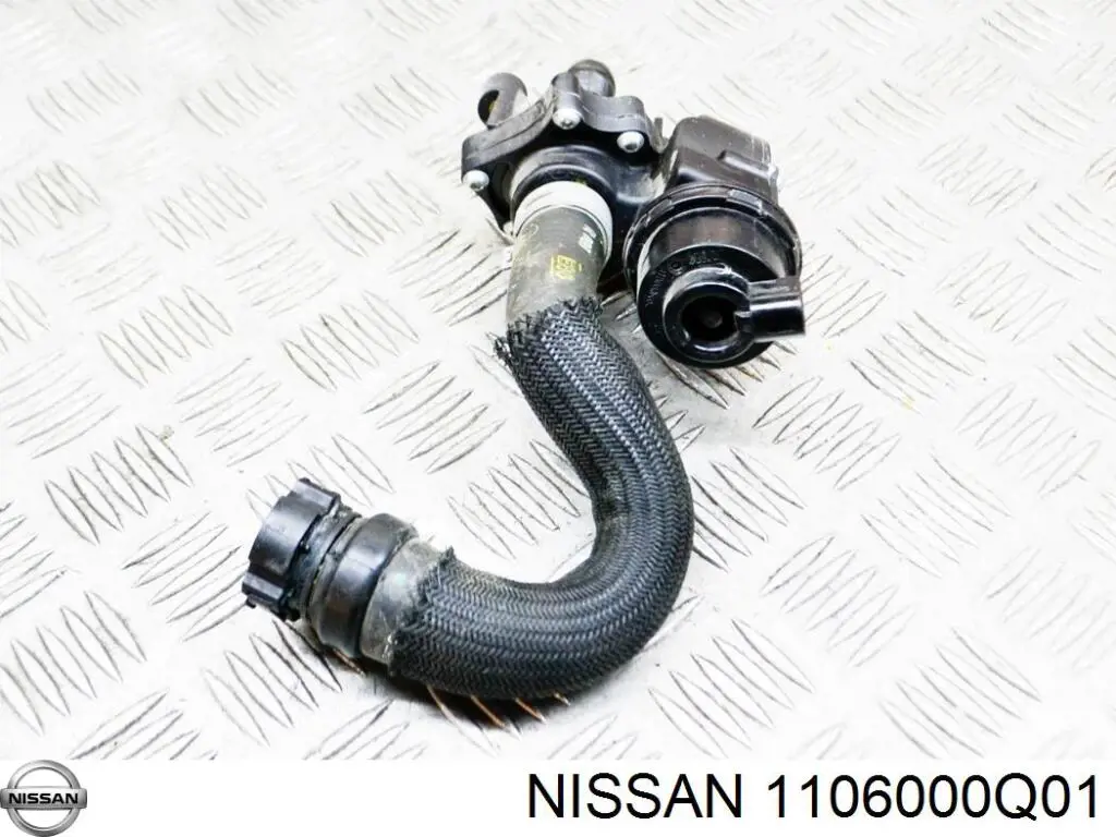 1106000Q01 Nissan/Infiniti Caja del termostato