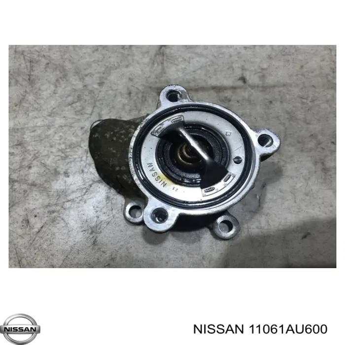 Comprar 11061AU600 Nissan/Infiniti Caja de termostato