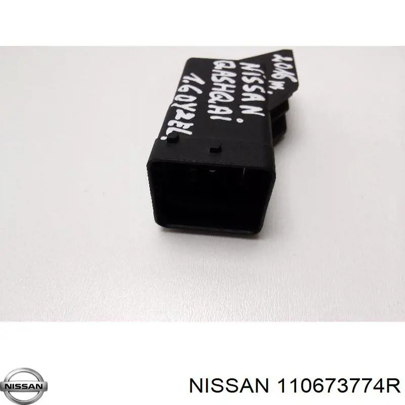 1106700Q0F Nissan relé de precalentamiento