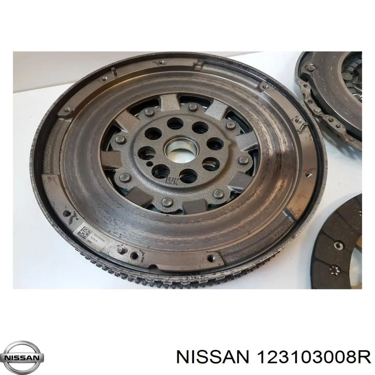 123103008R Nissan volante motor